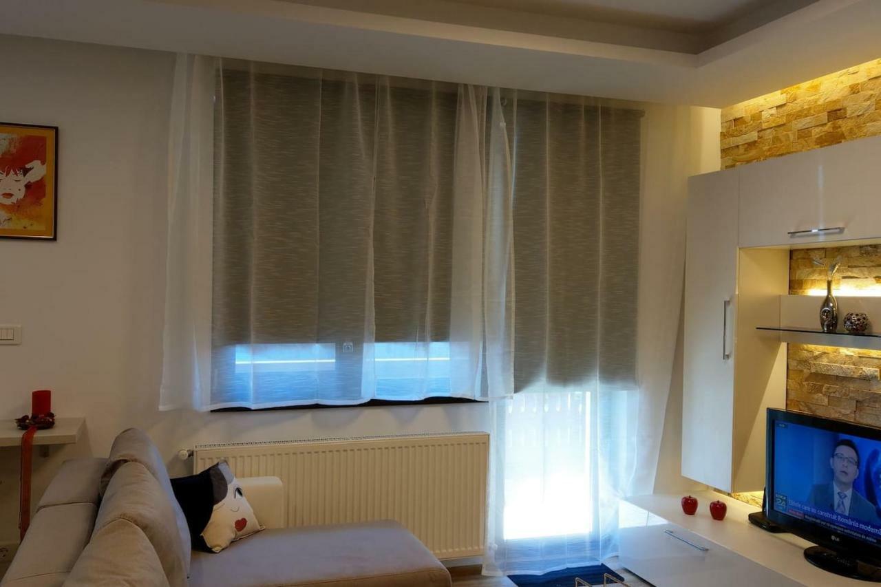 Studio 10 Buşteni Esterno foto