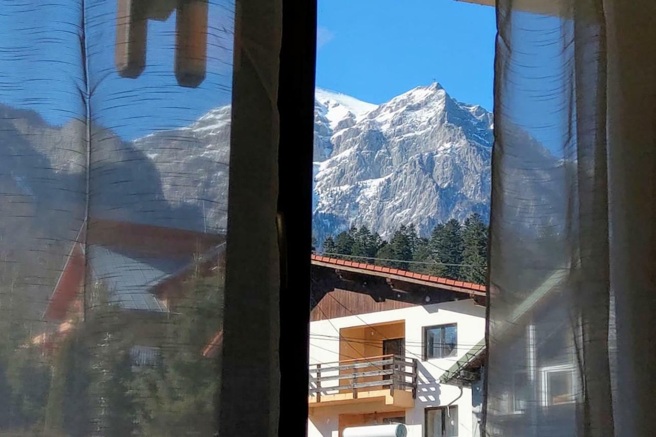 Studio 10 Buşteni Esterno foto