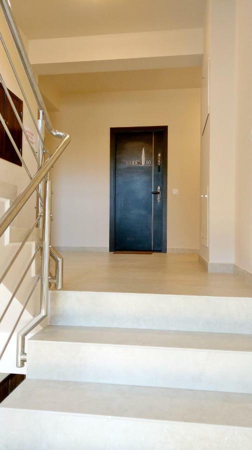 Studio 10 Buşteni Esterno foto
